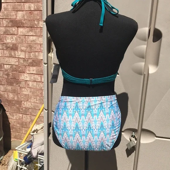 NWT 2 Piece Swimsuit in XL - Picture 5 of 9